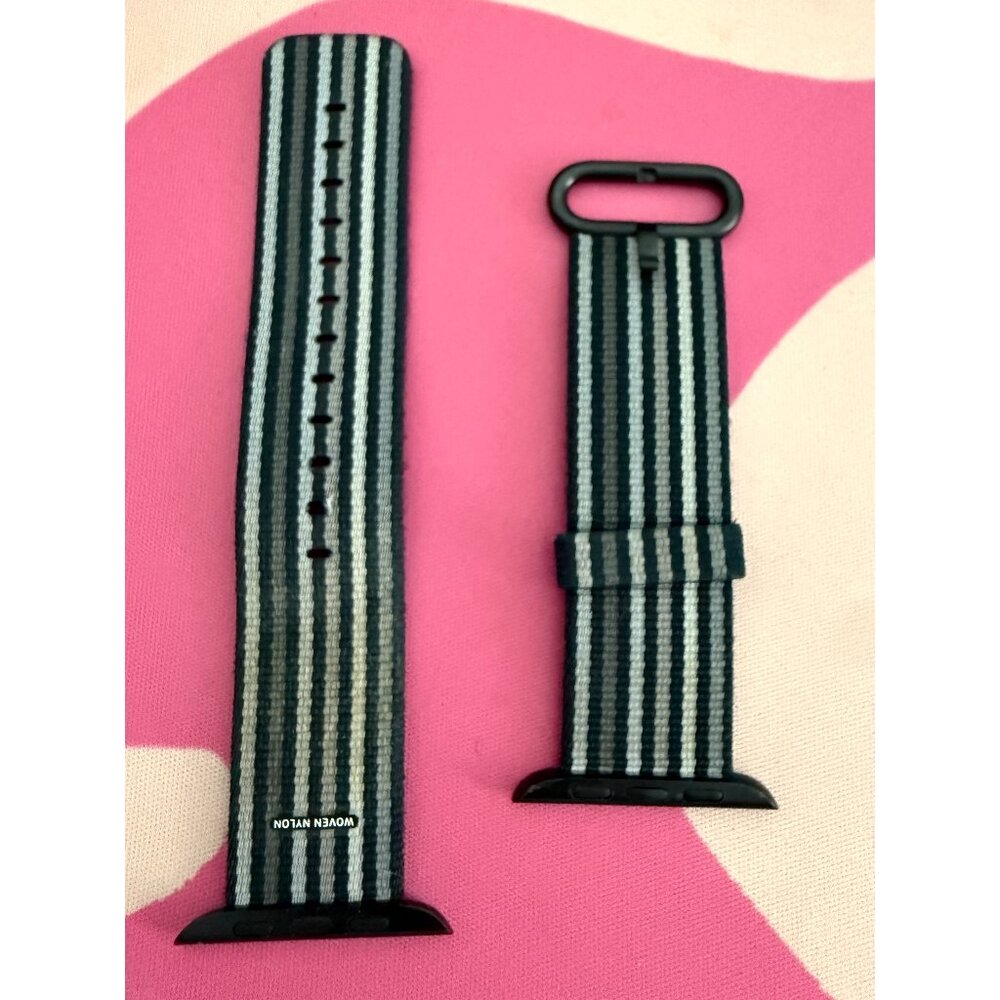 Genuine Apple Watch Woven Nylon Black Stripe size 42mm fits Series 5 6 7 8 9 10